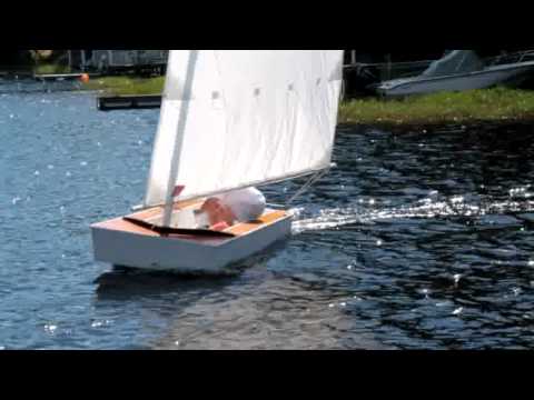 Sailing video of PDGoose - simple boat plan.
