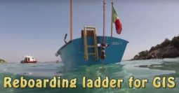 A wooden boarding ladder for the transom of a sailing dinghy that you can make yourself. DIY Project